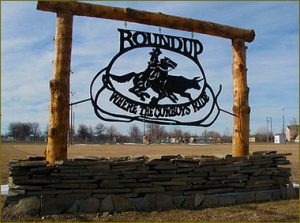 image of roundup-sign-Where-the-Cowboys-Ride